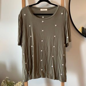 Plus size embroidered star top- 3XL